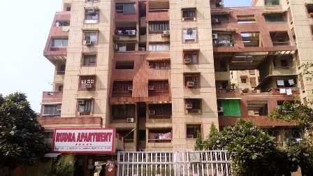 4 bhk 3 bath flat for rent in Rudra Apartment Sector 6 Dwarka