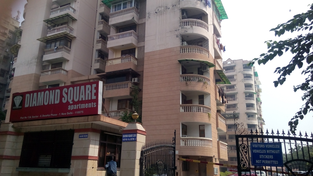 4BHK 3bath Flat is available for Sale in CGHS Diamond Square Apartments Sector 6 Dwarka